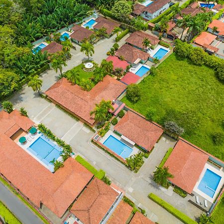 Hotel Paloverde Villas Campestres Apiay 外观 照片