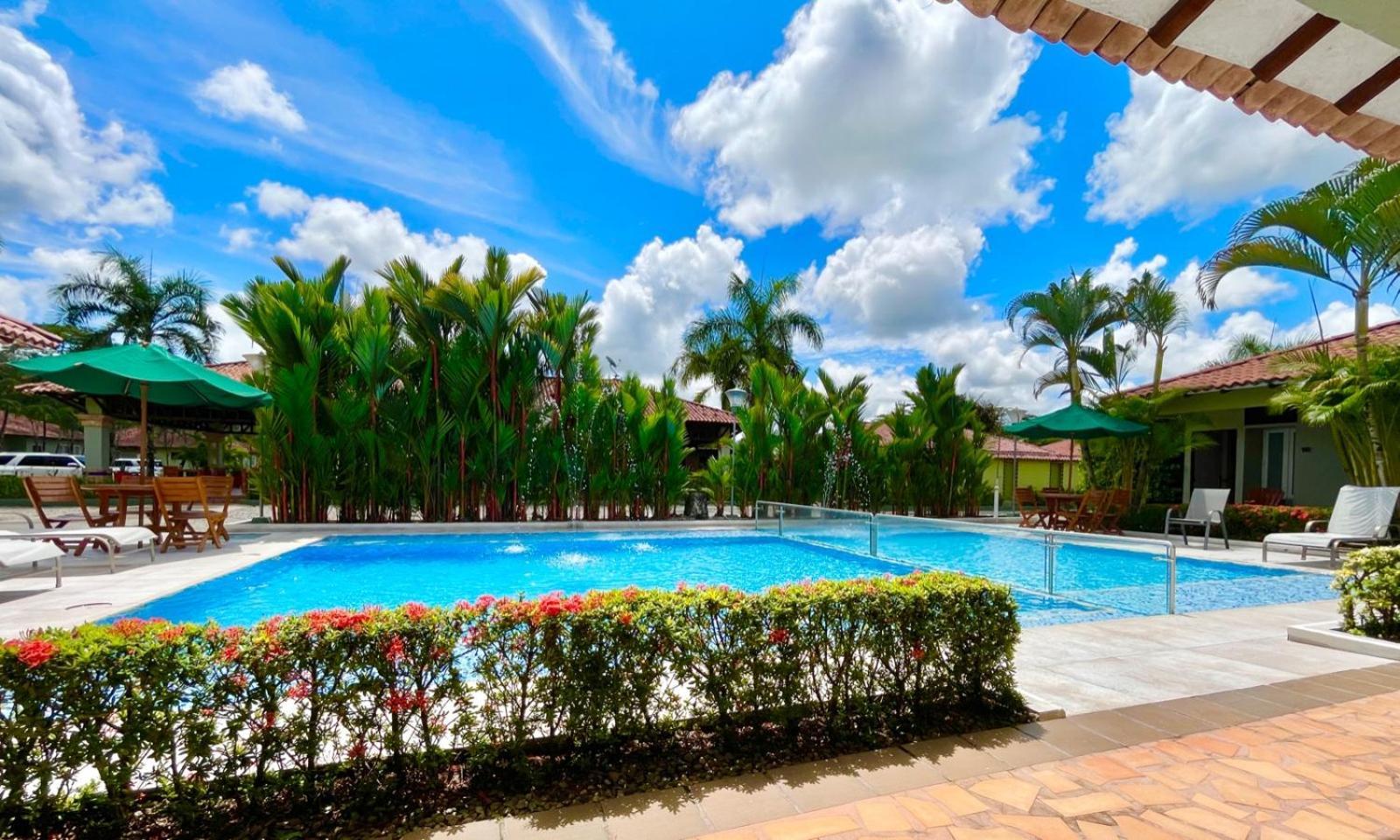 Hotel Paloverde Villas Campestres Apiay 外观 照片