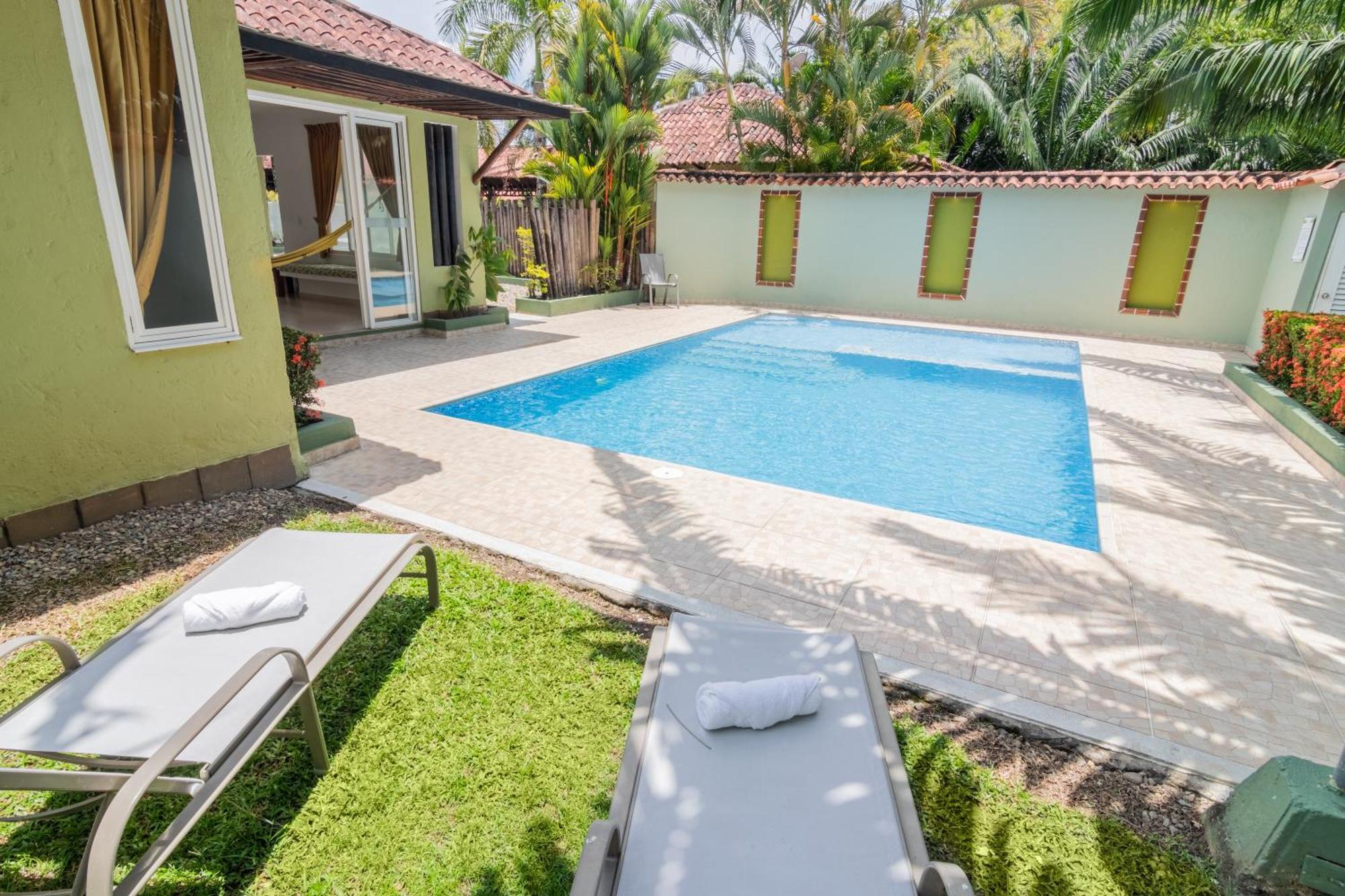 Hotel Paloverde Villas Campestres Apiay 外观 照片